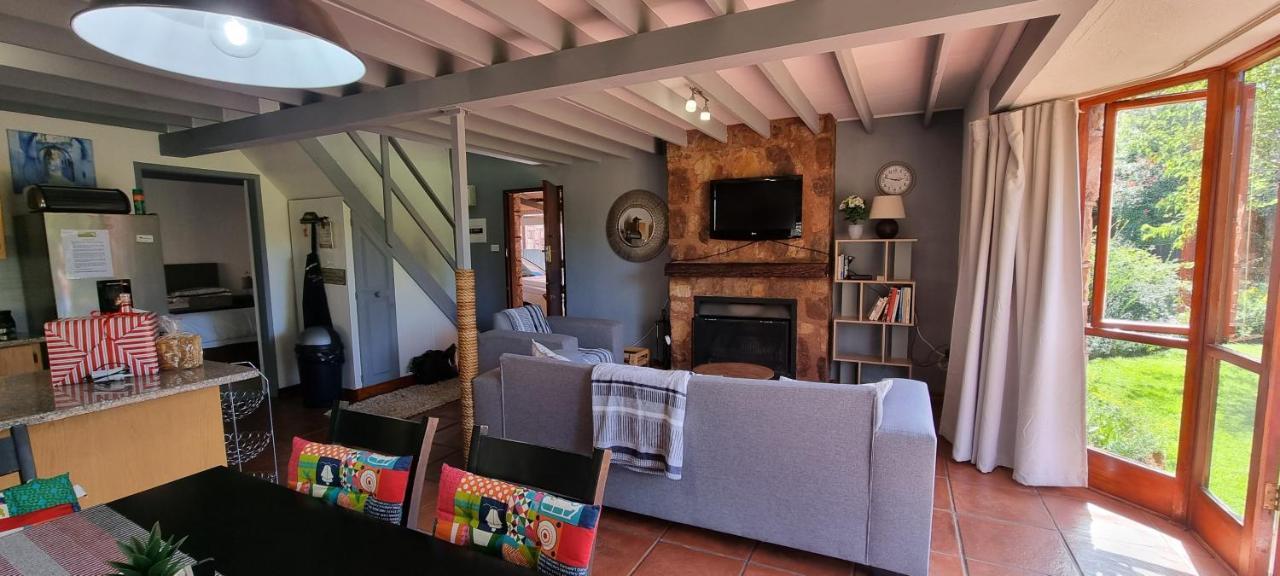 Dullvino Cottage No 15 At Critchley Dullstroom Exterior foto